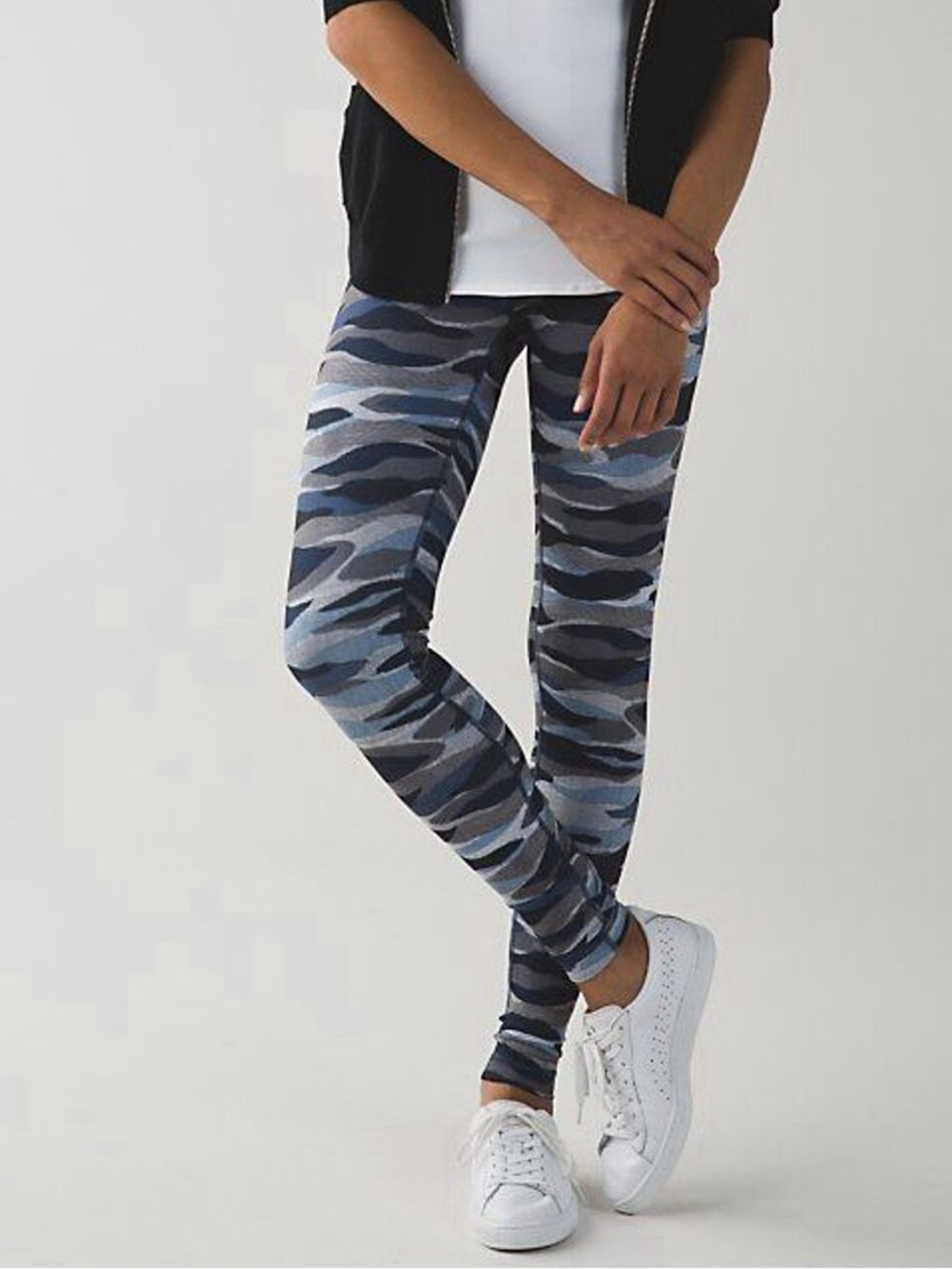 Lululemon Wunder Under Pant Leggings (Hi-Rise) Mini Coat Camp Deep Navy